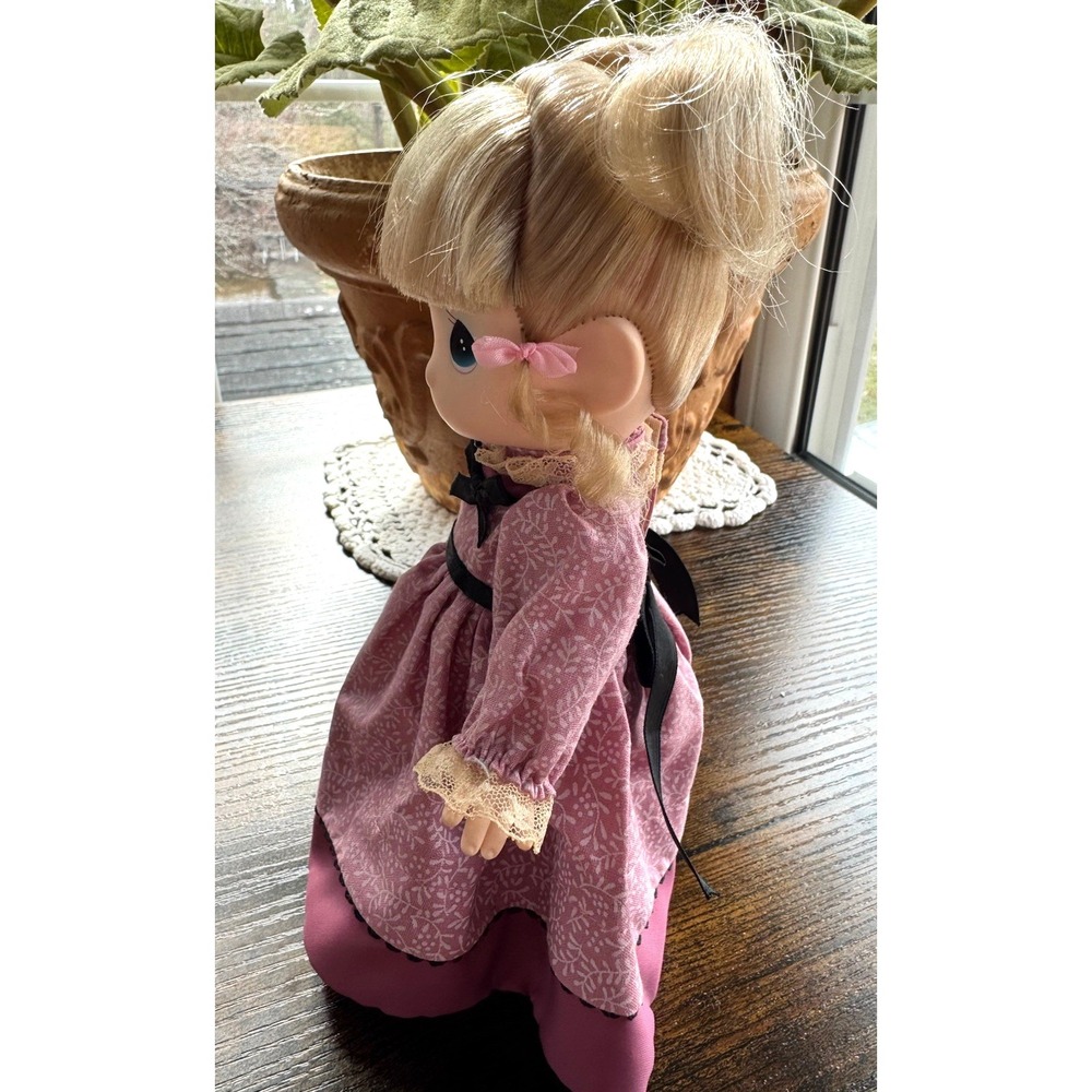 Vintage Precious Moments Children Of The World American Carla Doll 9" - Picture 4 of 9
